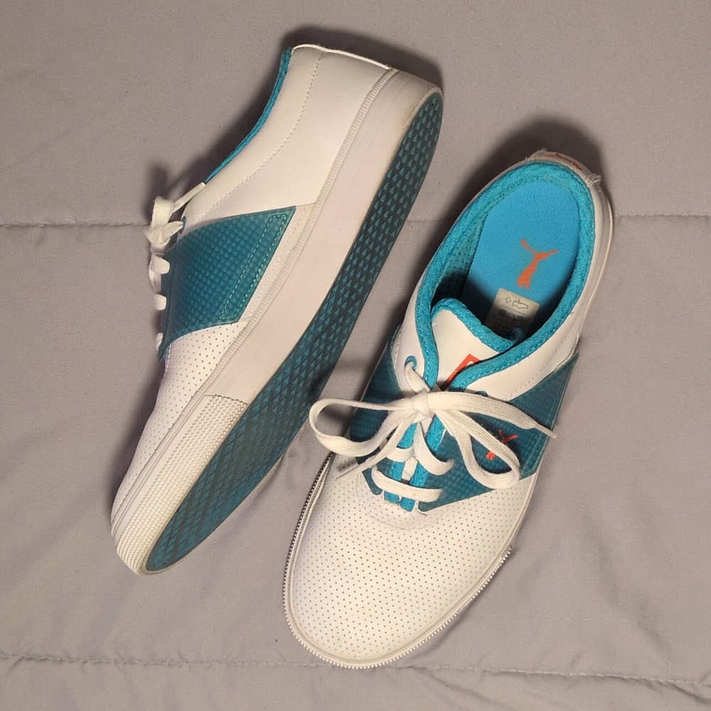 Puma (10M) White and Teal Sneakers